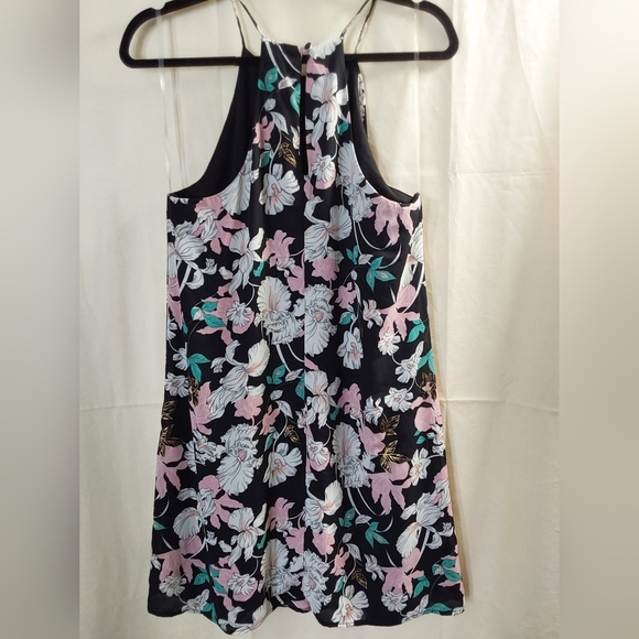 Everly Dress, Juliette Floral Foil Shift Sleeveless Dress, Size Medium - Picture 4 of 11